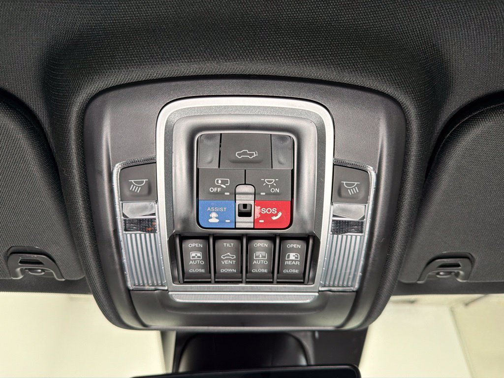 Used 2022 RAM 1500 Limited w/ Body-Colour Bumper Group AWD/4WD image 12