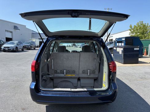 Used 2005 Toyota Sienna CE w/ CE Pkg 1 FWD image 9
