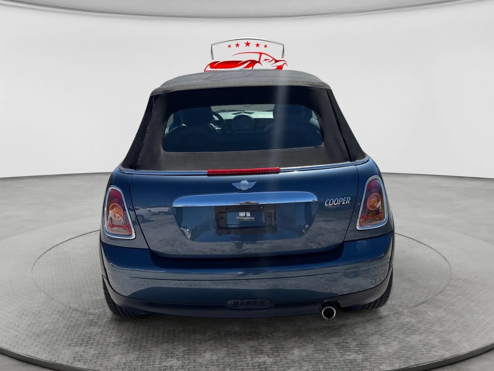 Used 2010 MINI Cooper Convertible FWD image 4