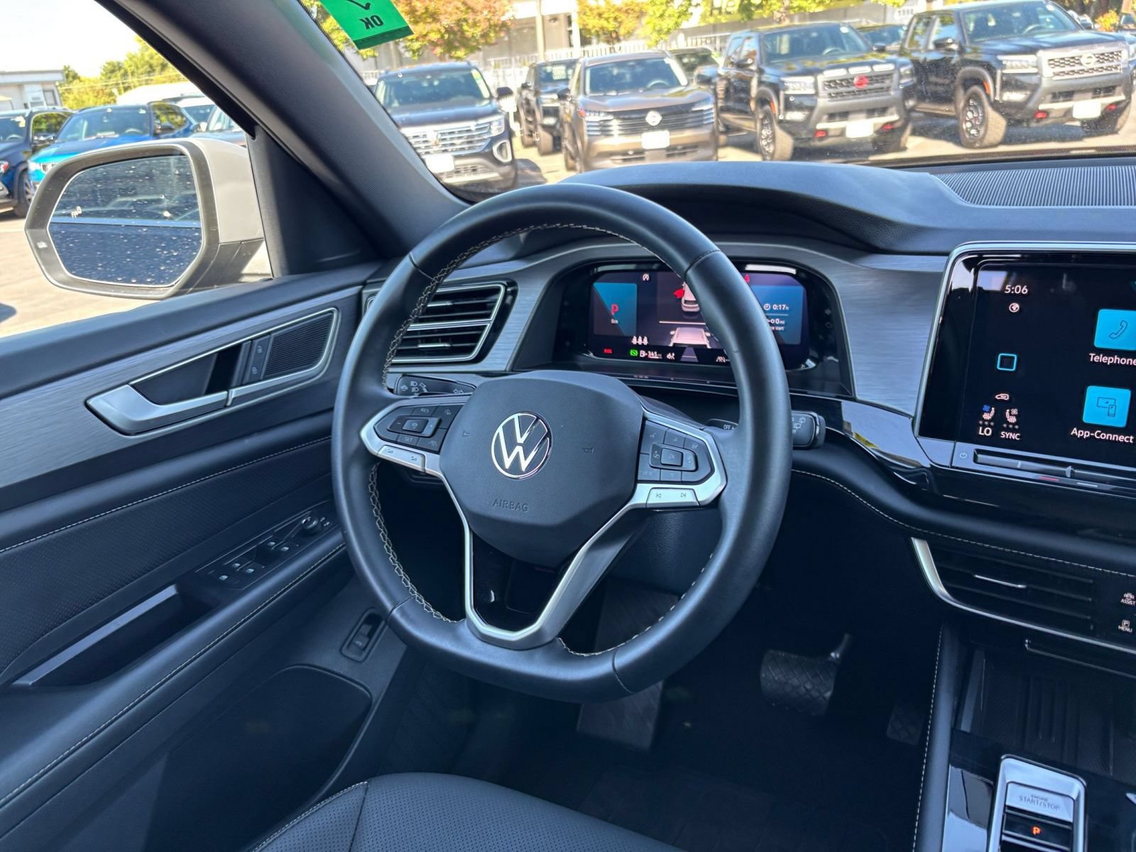 Used 2026 Volkswagen Atlas Cross Sport SE FWD image 37