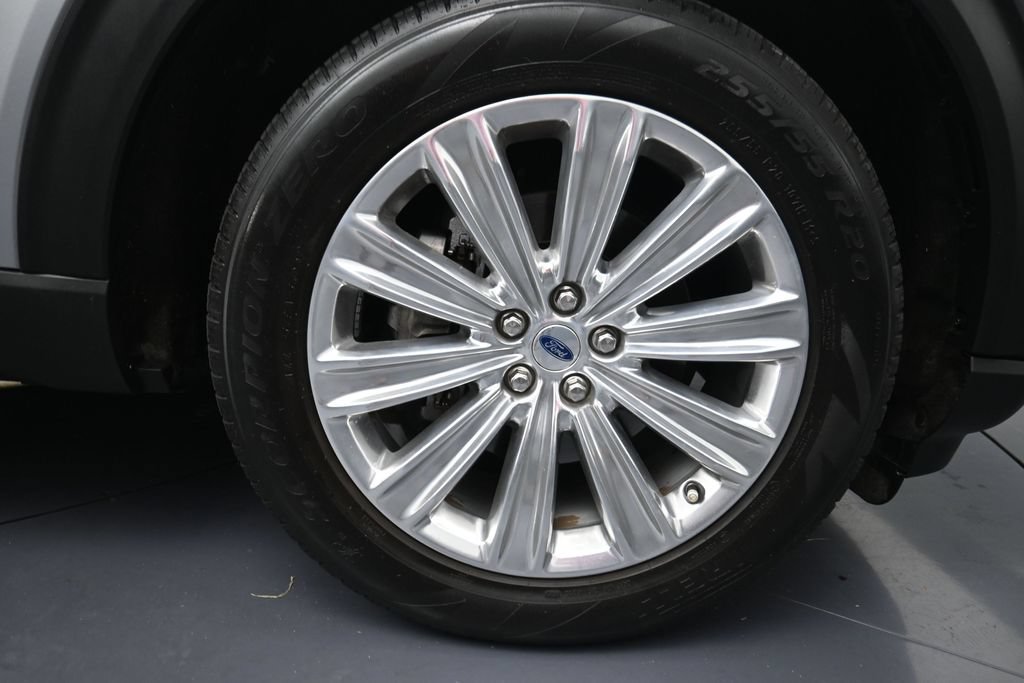 Used 2023 Ford Explorer Limited w/ Limited Technology Package RWD image 5