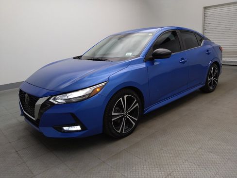 Used 2022 Nissan Sentra SR w/ Trunk Package FWD image 2