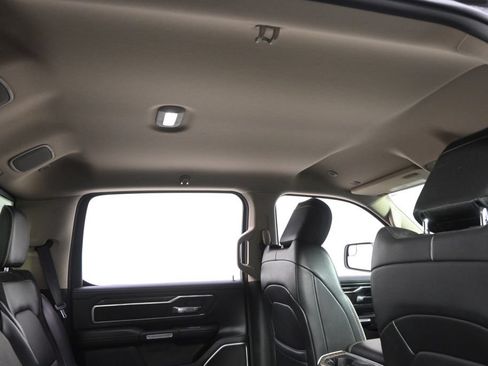 Used 2020 RAM 1500 Laramie AWD/4WD image 17