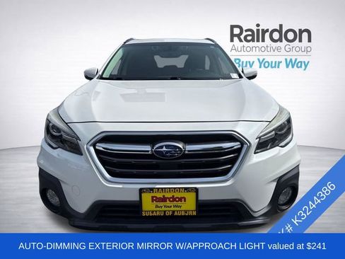 Used 2019 Subaru Outback 3.6R Touring AWD/4WD image 2