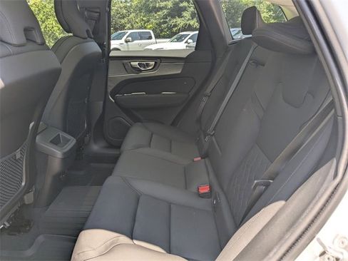 New 2026 Volvo XC60 B5 Core image 15