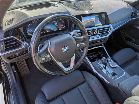 Used 2021 BMW 330i Sedan w/ Premium Package RWD image 9