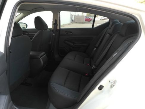 Used 2025 Nissan Altima 2.5 S FWD image 15