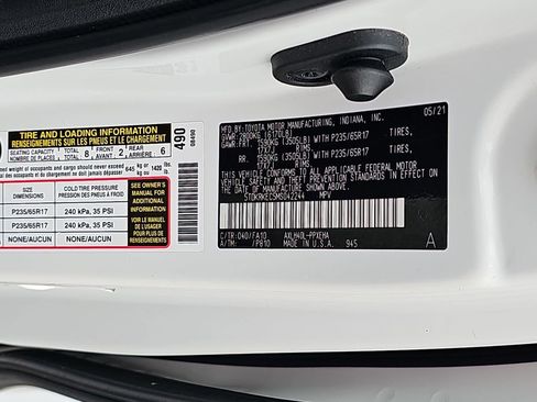 Used 2021 Toyota Sienna LE FWD image 40