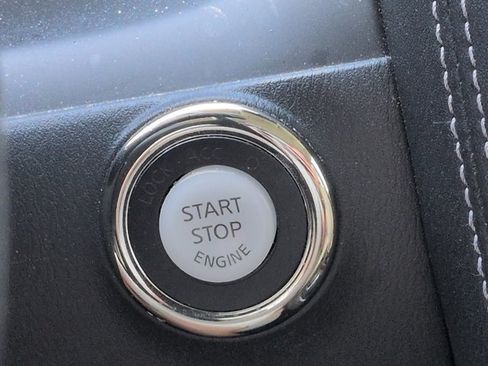 Used 2021 Nissan Armada SL RWD image 30