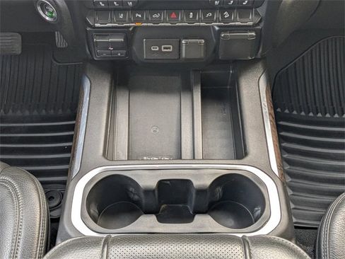 Used 2021 GMC Sierra 2500 Denali w/ Denali Ultimate Package image 19