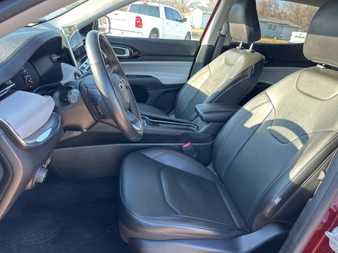 Used 2022 Jeep Compass Limited w/ Sun and Sound Group image 9