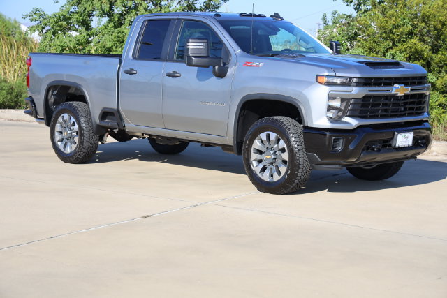 New 2026 Chevrolet Silverado 2500 Custom w/ Custom Value Package AWD/4WD image 1