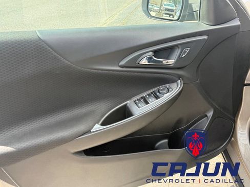 Used 2024 Chevrolet Malibu LT FWD image 10