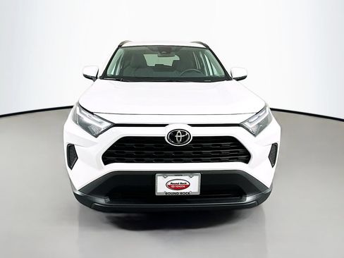 Certified 2025 Toyota RAV4 XLE FWD image 2