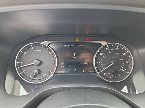 Used 2023 Nissan Rogue SV AWD/4WD image 14