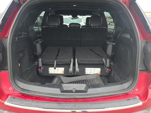 Used 2018 Ford Explorer XLT w/ Equipment Group 202A FWD image 16