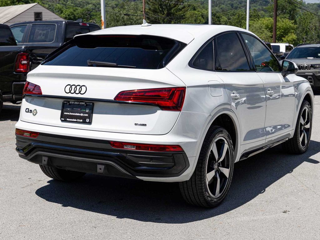 Used 2023 Audi Q5 2.0T Premium Plus w/ Premium Plus Package AWD/4WD image 4
