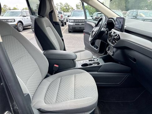 Used 2020 Ford Escape SE FWD image 21