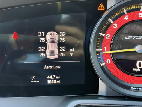 Certified 2025 Porsche 911 GT3 RS image 34