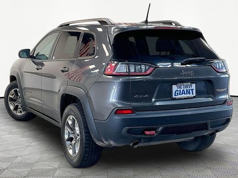 Used 2019 Jeep Cherokee Trailhawk AWD/4WD image 4