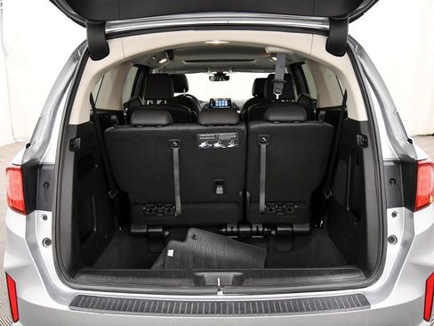 Certified 2025 Honda Odyssey EX-L image 7