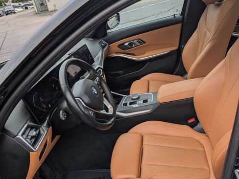 Used 2023 BMW 330i xDrive Sedan AWD/4WD image 13