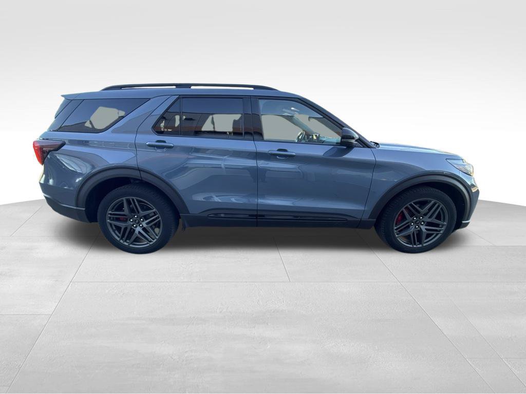 Used 2025 Ford Explorer ST AWD/4WD image 7
