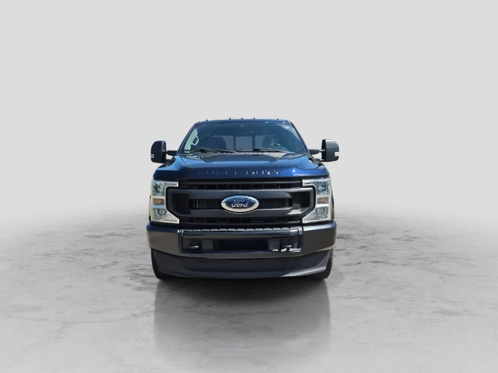 Used 2022 Ford F350 XL w/ Power Equipment Group AWD/4WD image 3
