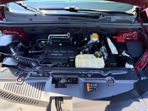 Used 2017 Chevrolet Trax LT w/ LT Convenience Package FWD image 19