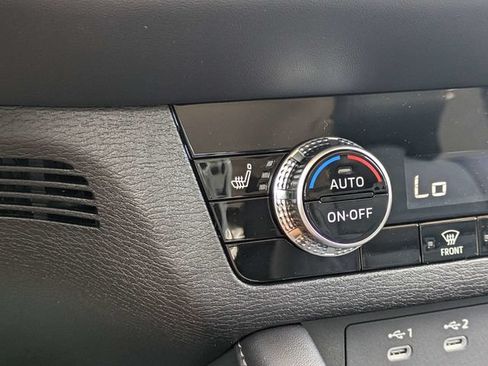 New 2026 Mitsubishi Outlander SE FWD image 29