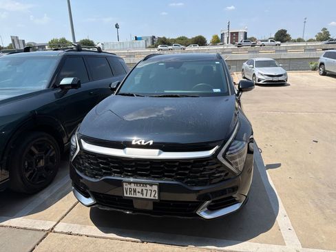 Used 2024 Kia Sportage SX FWD image 2