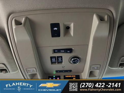 Used 2020 Cadillac Escalade Luxury AWD/4WD image 34