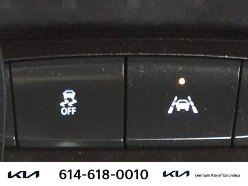 Used 2024 Chevrolet TrailBlazer LT w/ LT Cold Weather Package FWD image 30