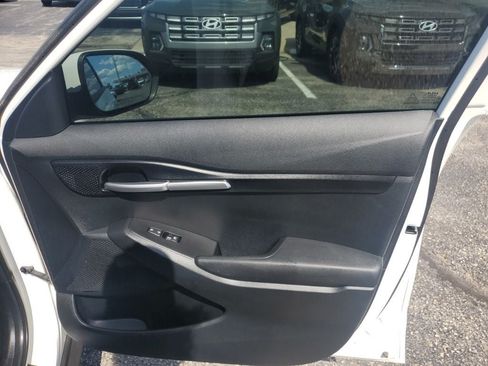 Used 2023 Kia Seltos LX AWD/4WD image 49