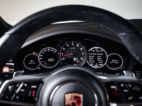 Certified 2023 Porsche Cayenne Platinum Edition AWD/4WD image 15