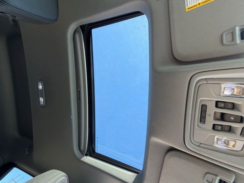 Used 2024 GMC Sierra 1500 Denali w/ Technology Package image 14