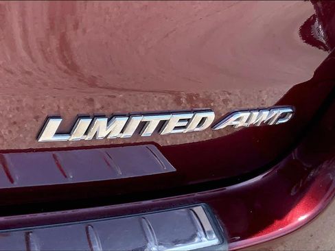 Used 2018 Toyota Highlander Limited Platinum AWD/4WD image 10