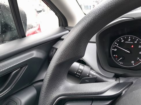 Certified 2025 Subaru Crosstrek 2.0i Premium image 17