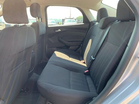 Used 2016 Ford Focus SE FWD image 24
