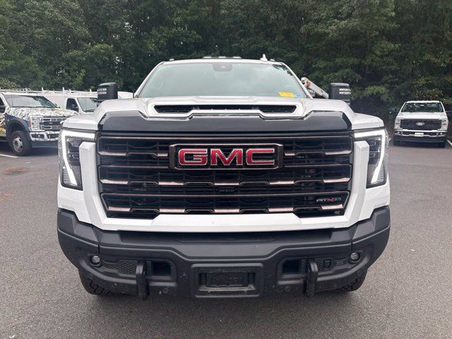 Used 2025 GMC Sierra 2500 AT4X w/ AT4X AEV Edition AWD/4WD image 8