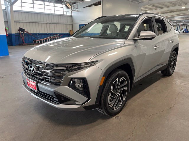 Used 2025 Hyundai Tucson Limited AWD/4WD image 7
