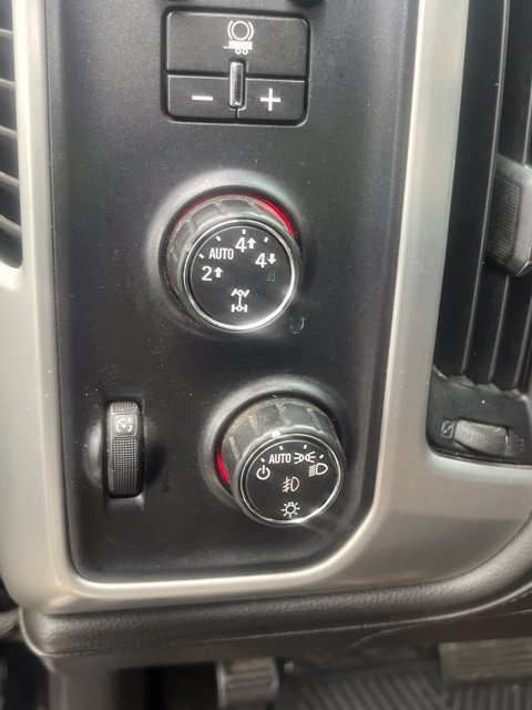 Used 2016 GMC Sierra 1500 SLT w/ SLT Premium Package AWD/4WD image 10