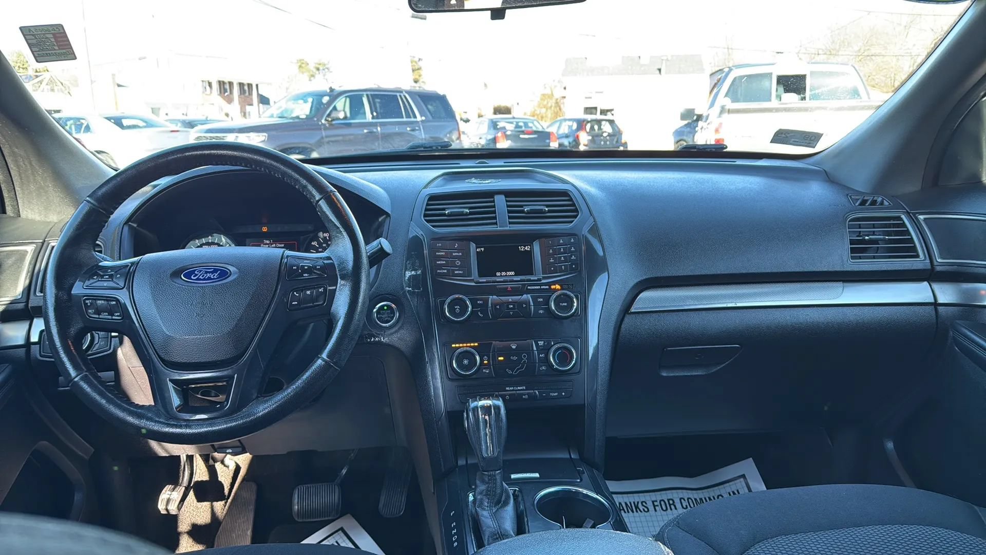 Used 2018 Ford Explorer XLT AWD/4WD image 21