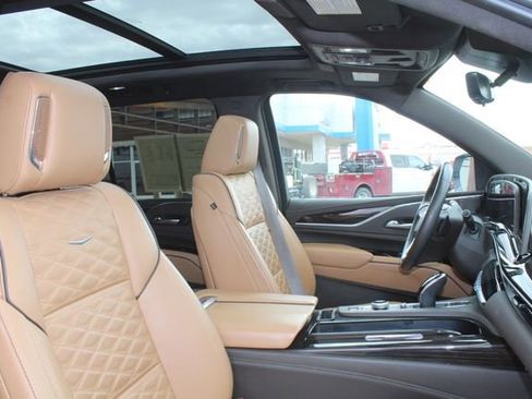 Used 2022 Cadillac Escalade Premium Luxury w/ LPO, Floor Liner Package image 16