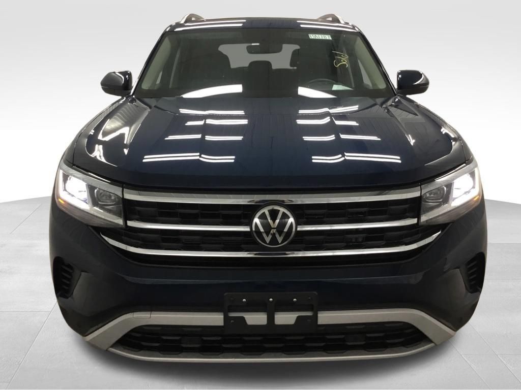 Used 2023 Volkswagen Atlas SE AWD/4WD image 2