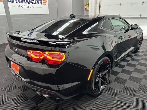 Used 2022 Chevrolet Camaro SS w/ Redline Edition RWD image 10