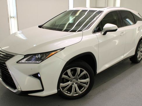 Used 2017 Lexus RX 350 FWD w/ Premium Package image 18