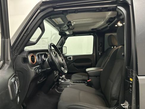 Used 2021 Jeep Wrangler Sport AWD/4WD image 28