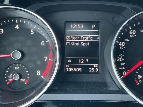 Used 2018 Volkswagen Jetta Sport image 50