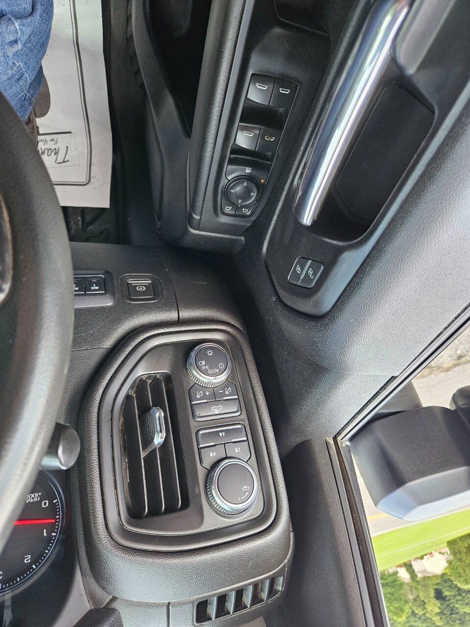 Used 2023 GMC Sierra 3500 Pro w/ Convenience Package AWD/4WD image 19